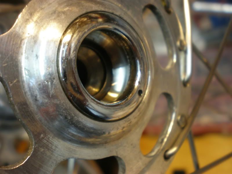 Campagnolo Hub bearing cup Replacement....Pictures Bike Forums